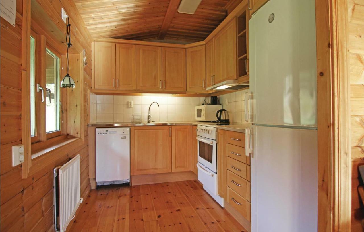 4 Bedroom Lovely Home In Asensbruk Anolfsbyn Luaran gambar
